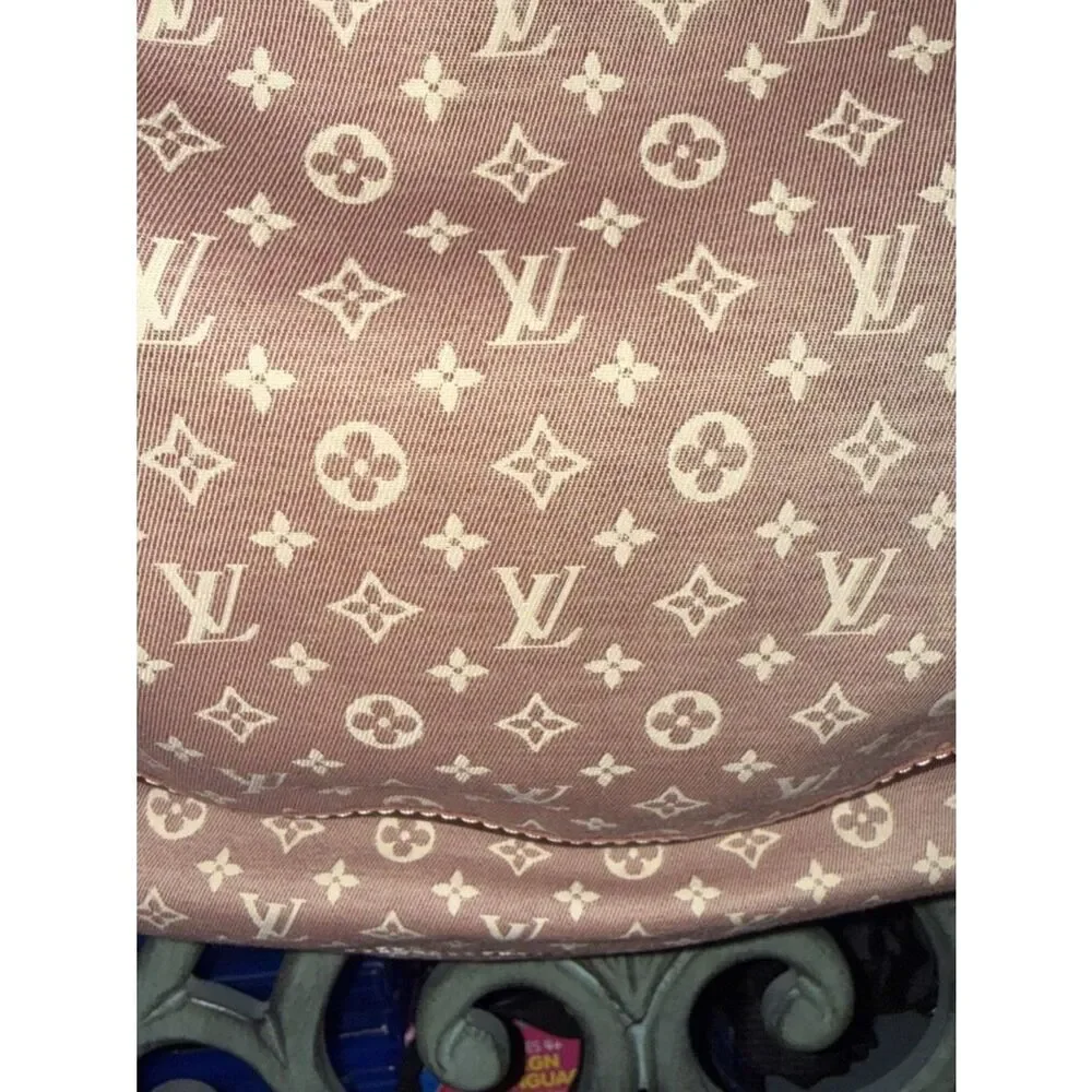 Louis Vuitton Monogram Idylle Romance Hobo Shoulder Bag